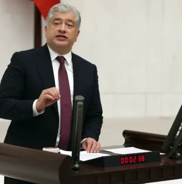 Rantcilarla-Kara-Paracilarla-Tefecilerle-Baristiniz-Bir-Esnafla-Barisamadini-01.webp.webp