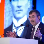 cumhurbaskani-yardimcisi-yilmaz-calisanlari-daima-merkeze-aldik-k9XIpFr5.webp.webp.webp